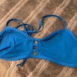 XXL Jolyn clothing bathing suit top.
